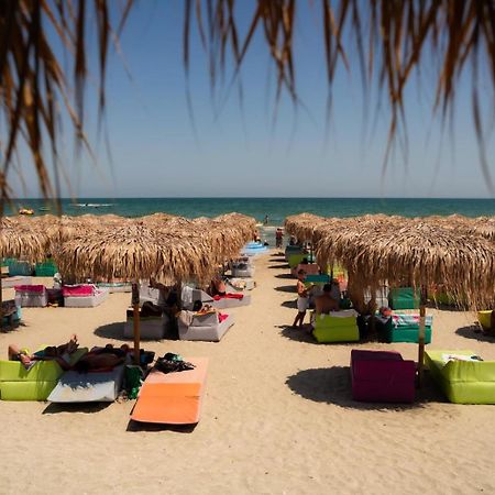 شقة Mamaia Nord Năvodari المظهر الخارجي الصورة